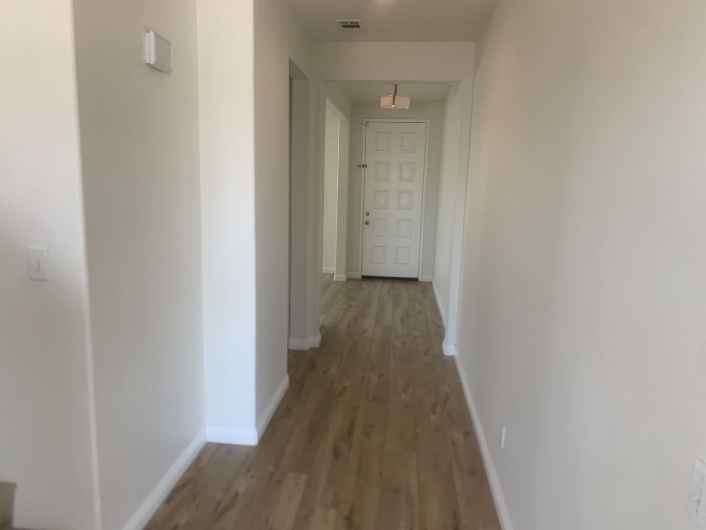 4 bed 2.5 bath Beautiful Sycamore Creek house in Corona for lease property image