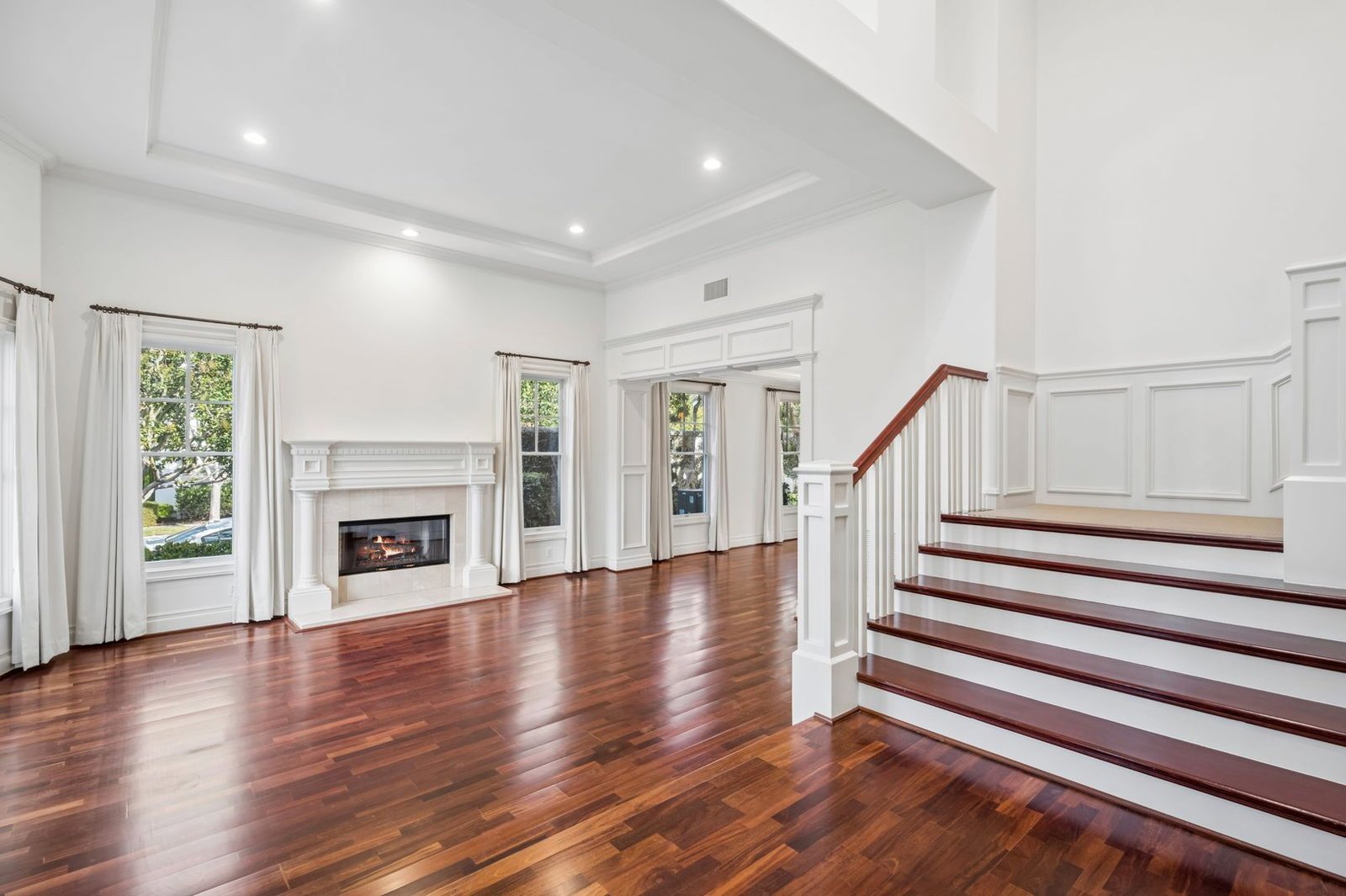 Luxury Living in One Ford Road – 5 Bedroom Stonybrook Residence property image