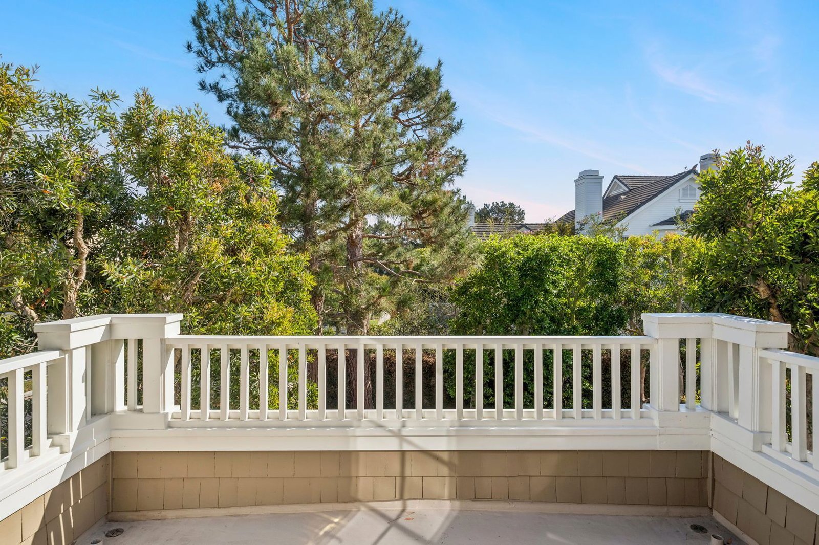 Luxury Living in One Ford Road – 5 Bedroom Stonybrook Residence property image