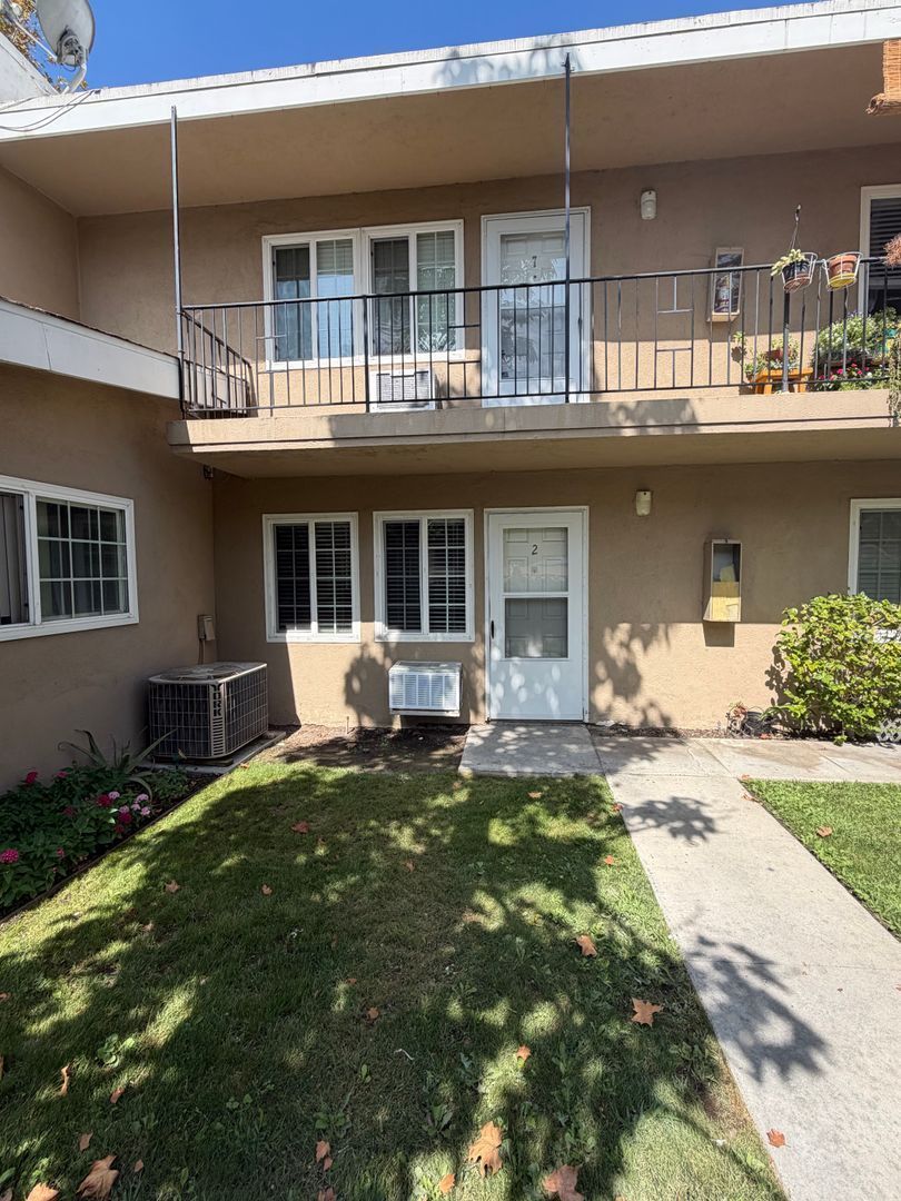 Upgraded Downstairs unit with Detached Garage! property image