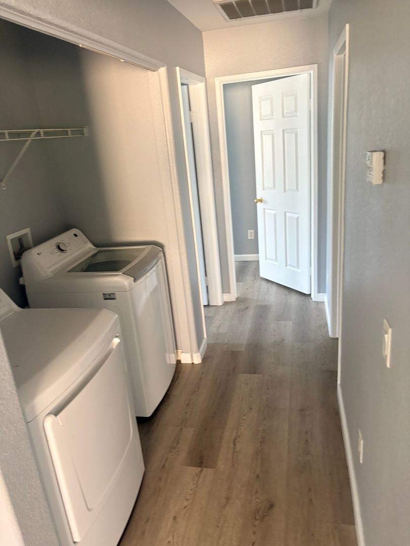Updated Spacious 2 Bedroom 2 Bath Condo Community with Pool!!!! property image