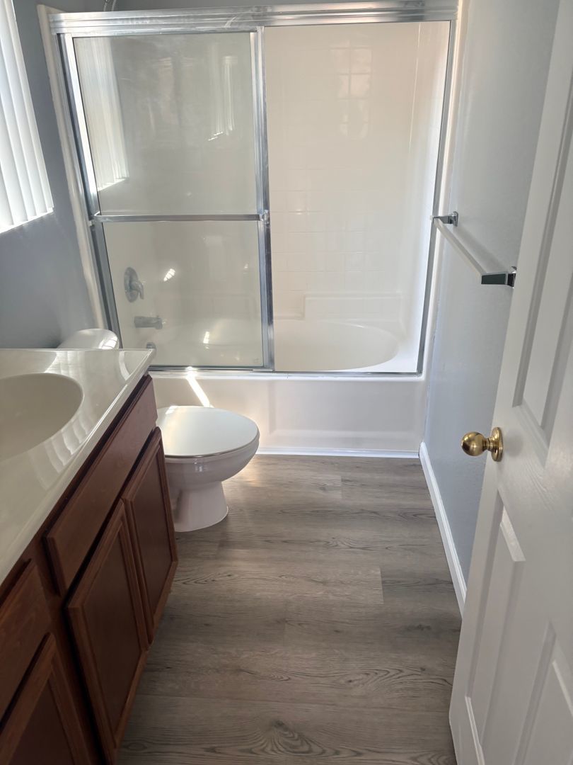 Updated Spacious 2 Bedroom 2 Bath Condo Community with Pool!!!! property image
