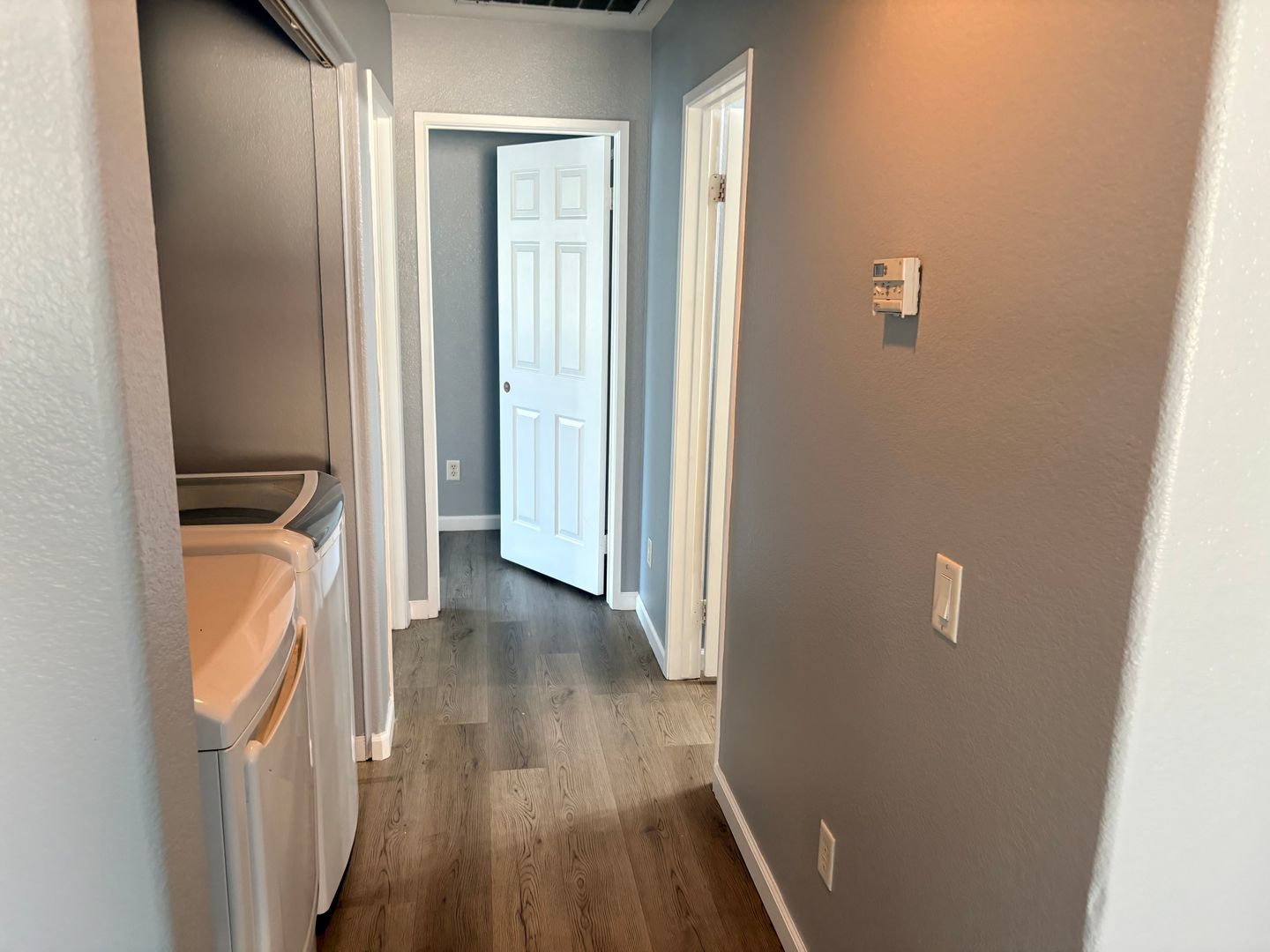 Updated Spacious 2 Bedroom 2 Bath Condo Community with Pool!!!! property image