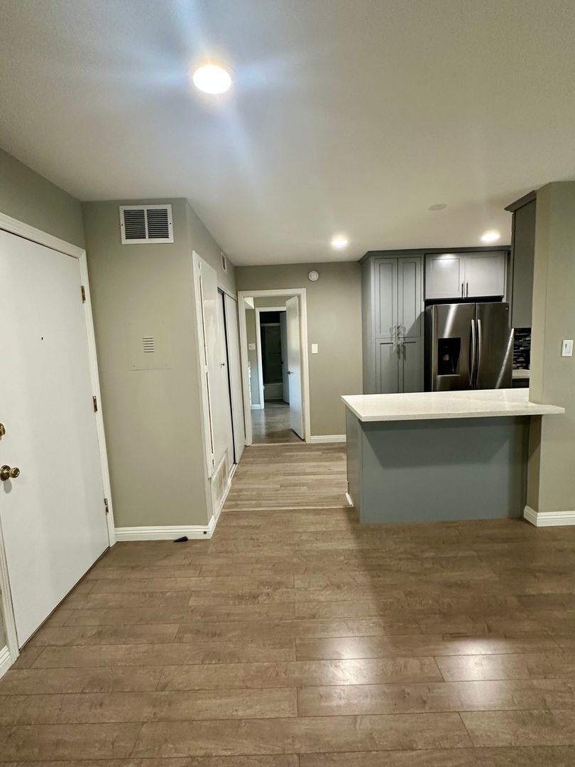 Updated 1 bed 1 bath unit in Fullerton! property image