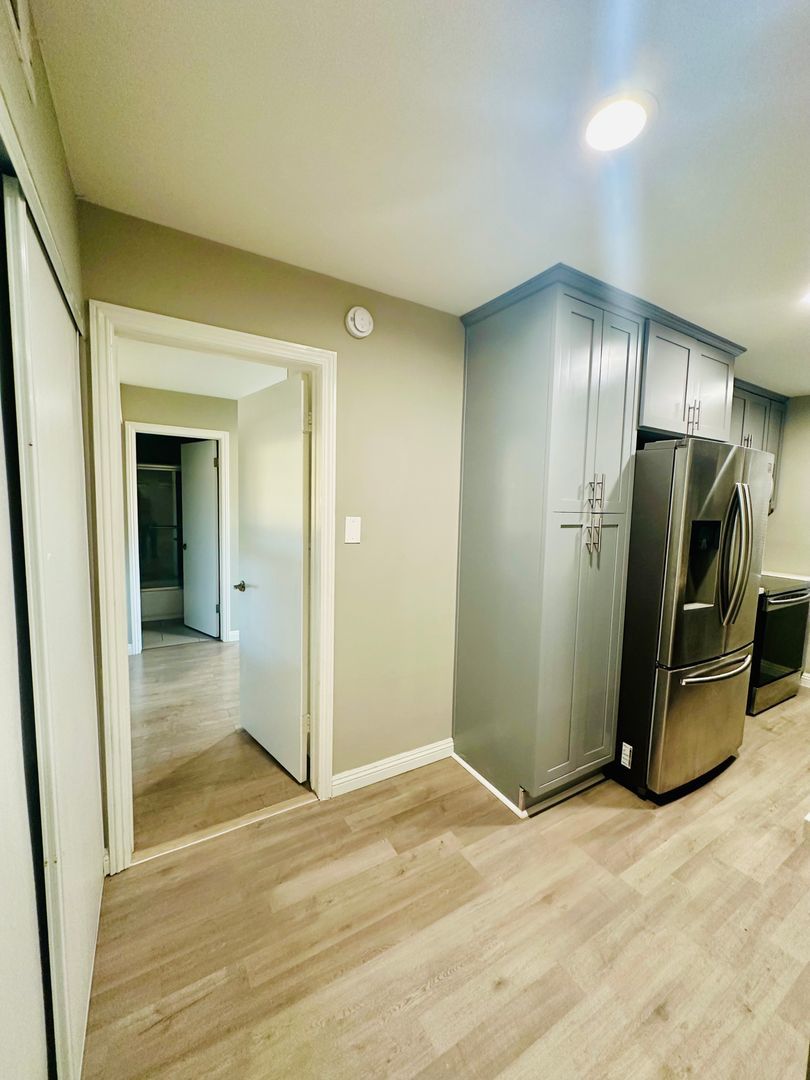 Updated 1 bed 1 bath unit in Fullerton! property image