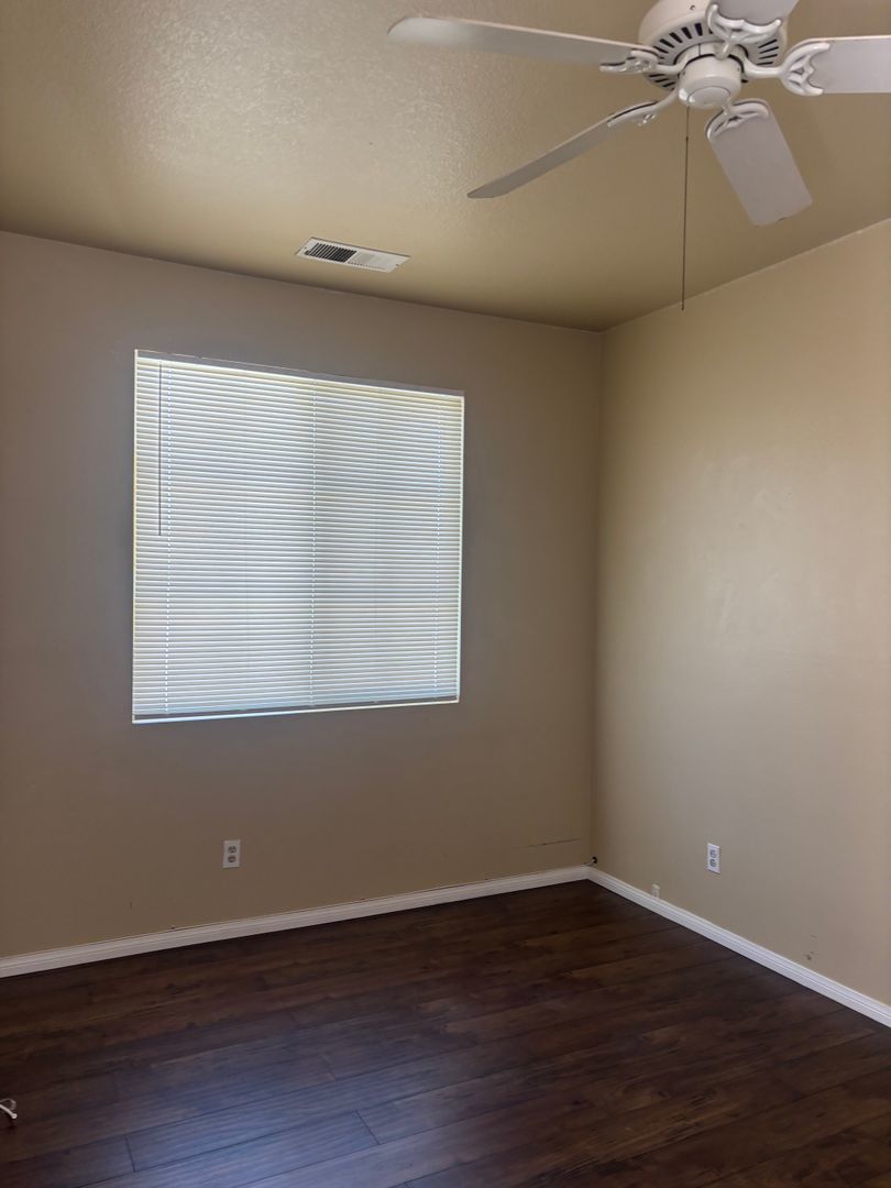 Spacious 5-bedroom Home property image