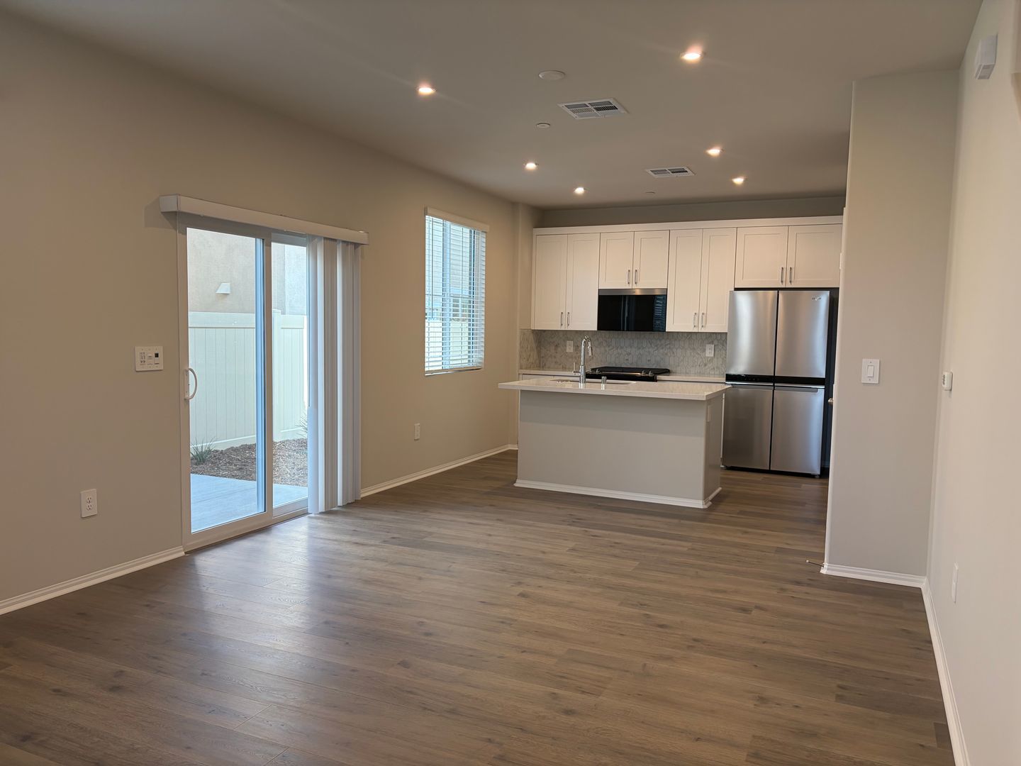 BRAND NEW HOME AVAILABLE FOR LEASE IN TEMECULA! property image