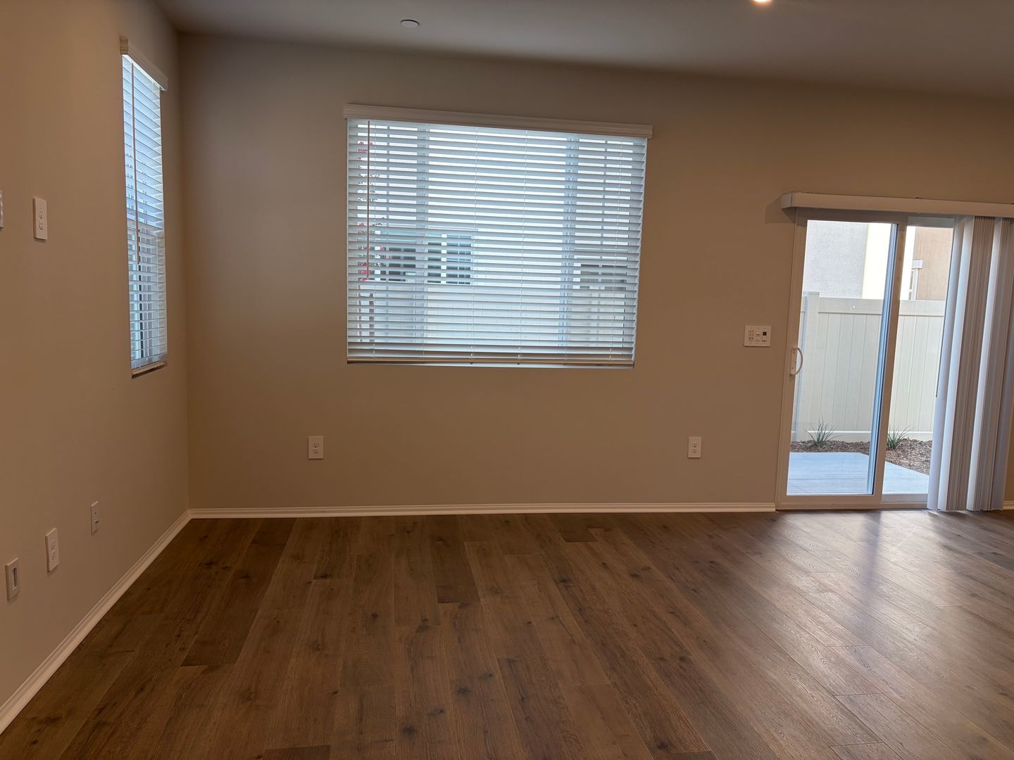 BRAND NEW HOME AVAILABLE FOR LEASE IN TEMECULA! property image