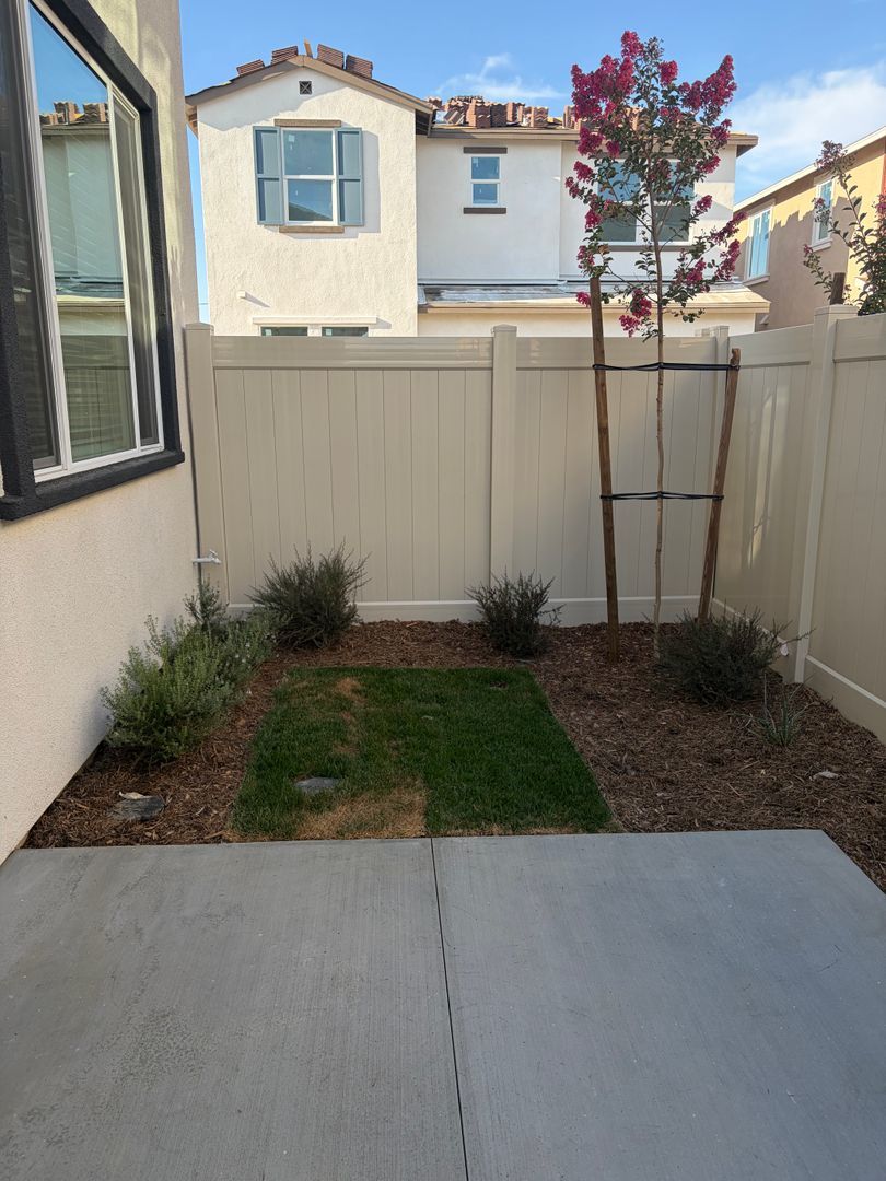 BRAND NEW HOME AVAILABLE FOR LEASE IN TEMECULA! property image