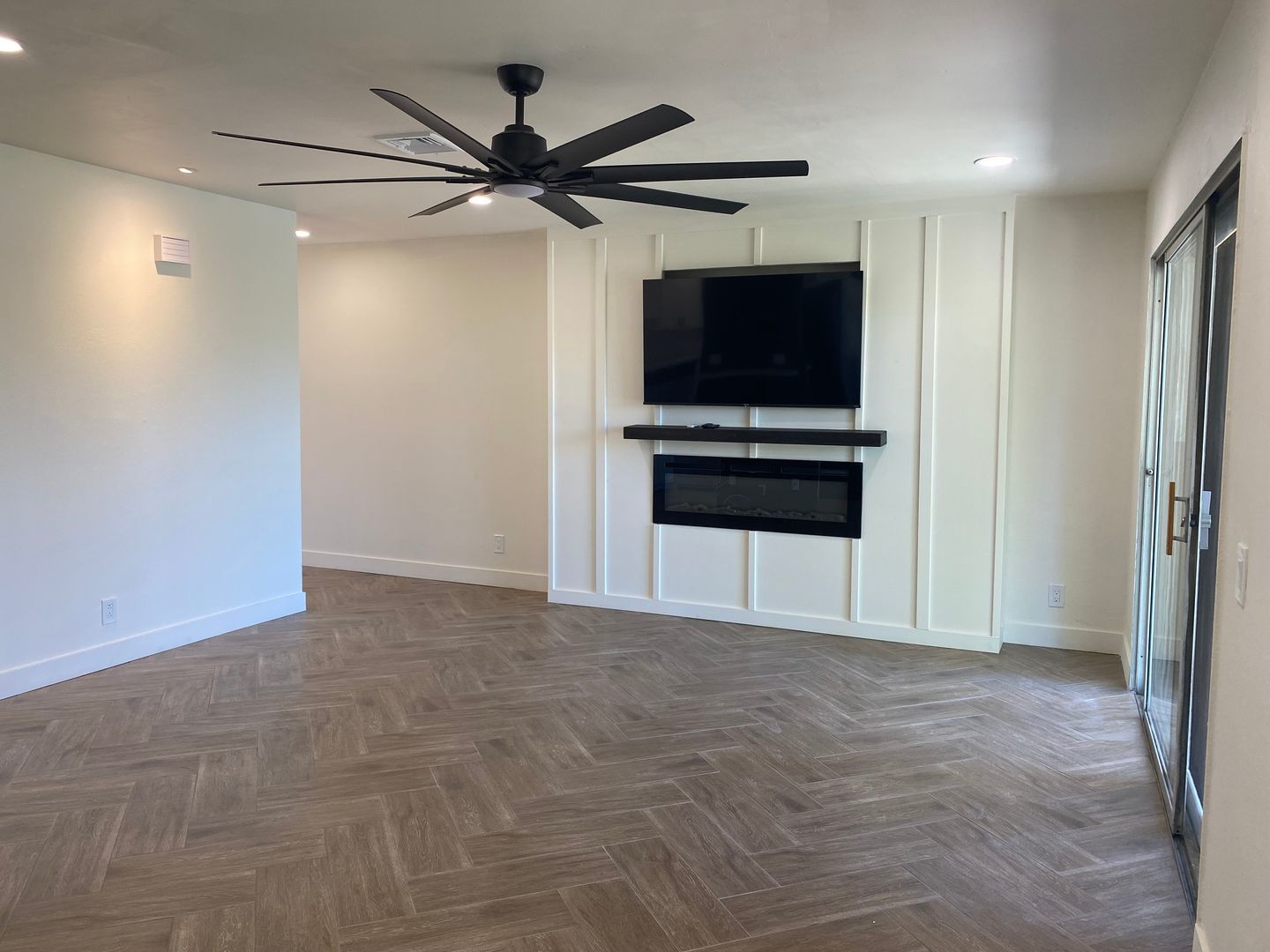 Canyon Lake View Condo Available! property image
