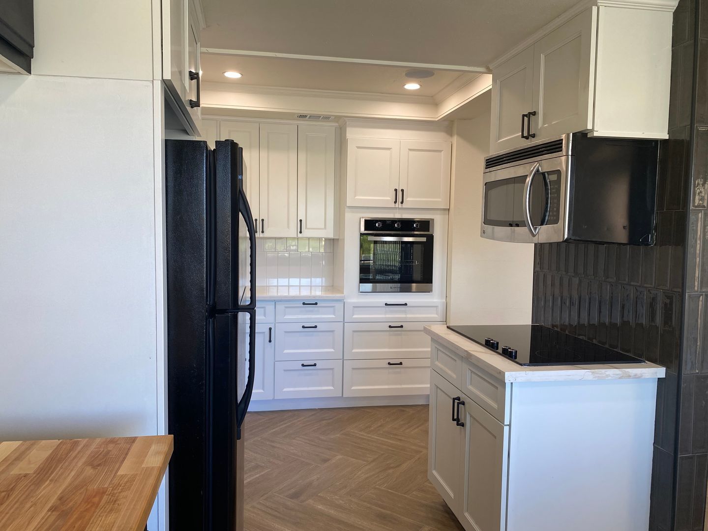 Canyon Lake View Condo Available! property image