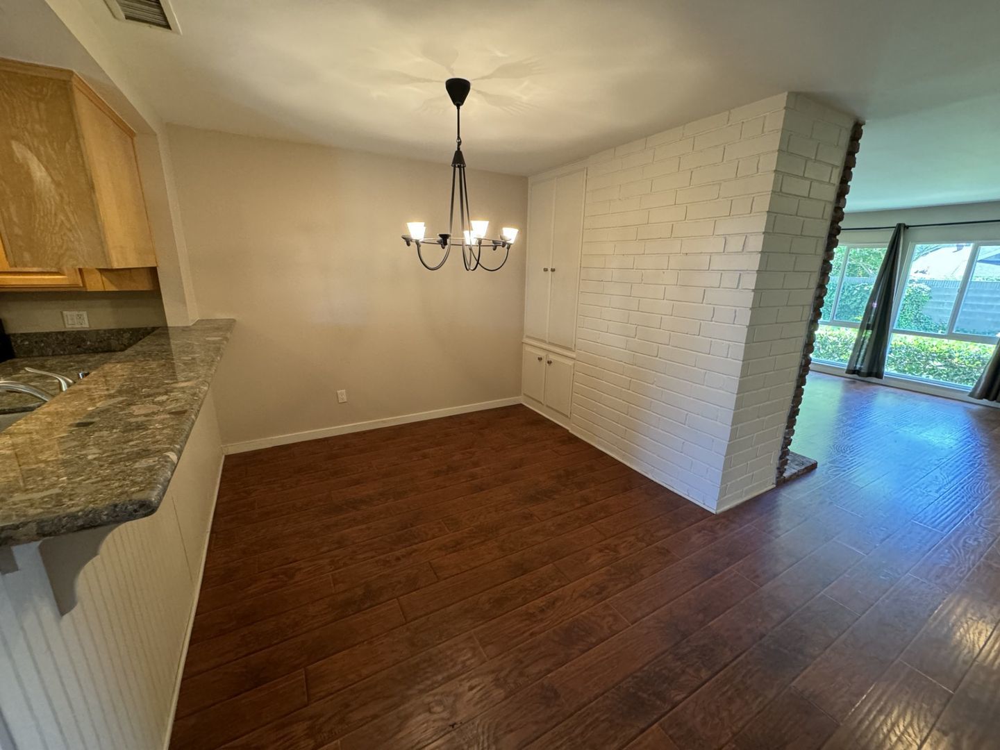 Upgraded 2 bed, 2 bath townhome for lease in Tustin. Must see!! property image