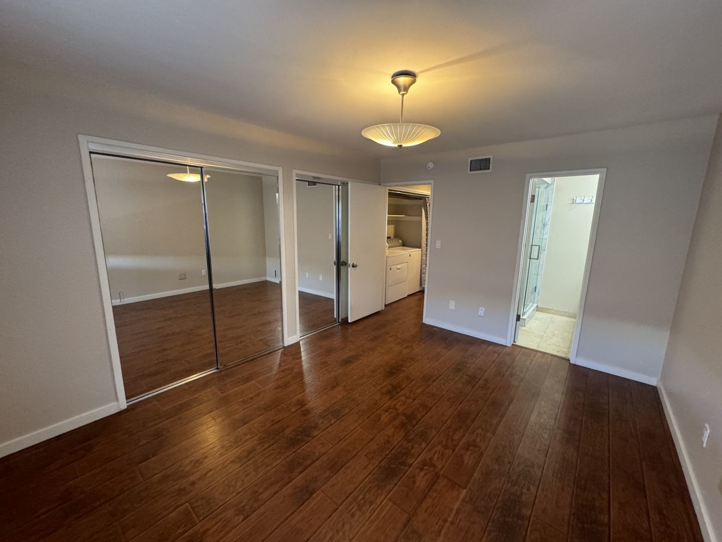 Upgraded 2 bed, 2 bath townhome for lease in Tustin. Must see!! property image