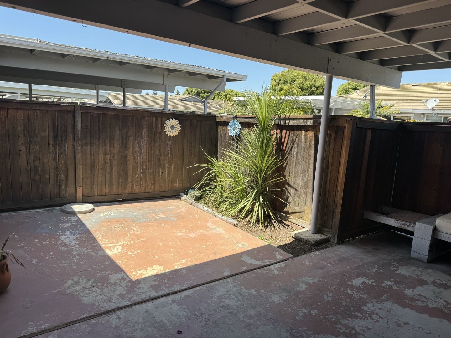 Upgraded 2 bed, 2 bath townhome for lease in Tustin. Must see!! property image