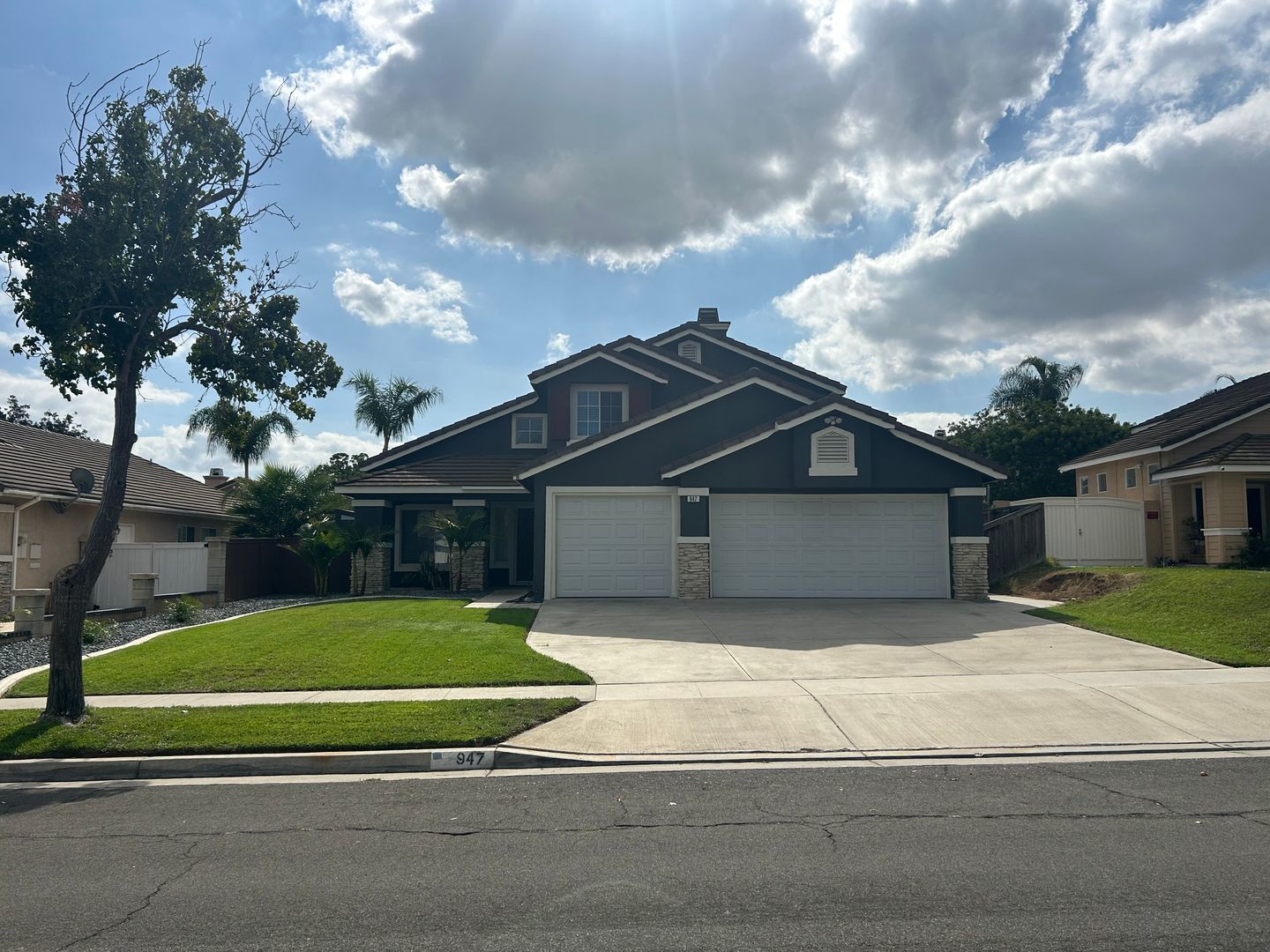 Remodeled Home for Rent in Corona – Sunroom & New Kitchen property image