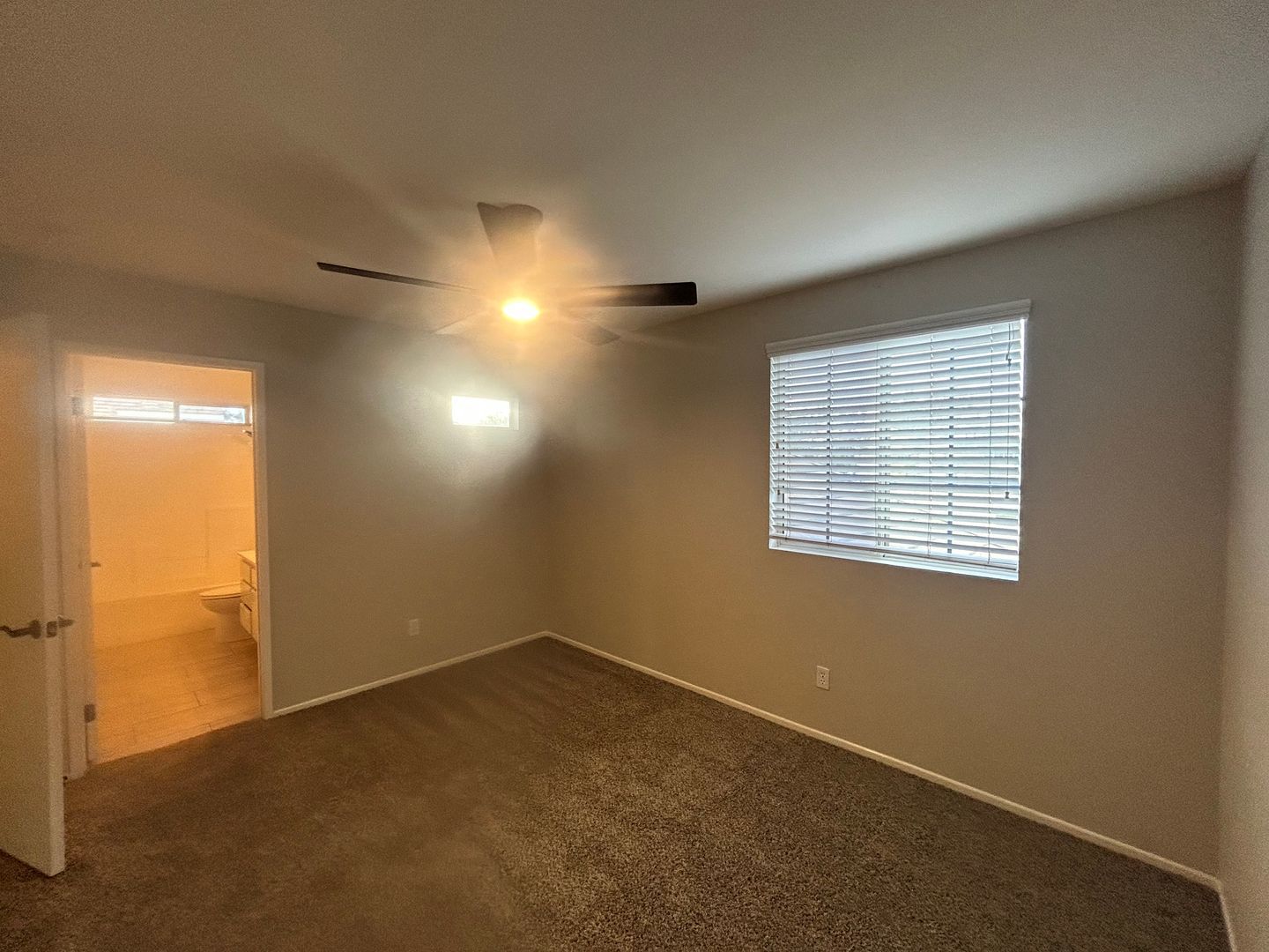 Remodeled Home for Rent in Corona – Sunroom & New Kitchen property image
