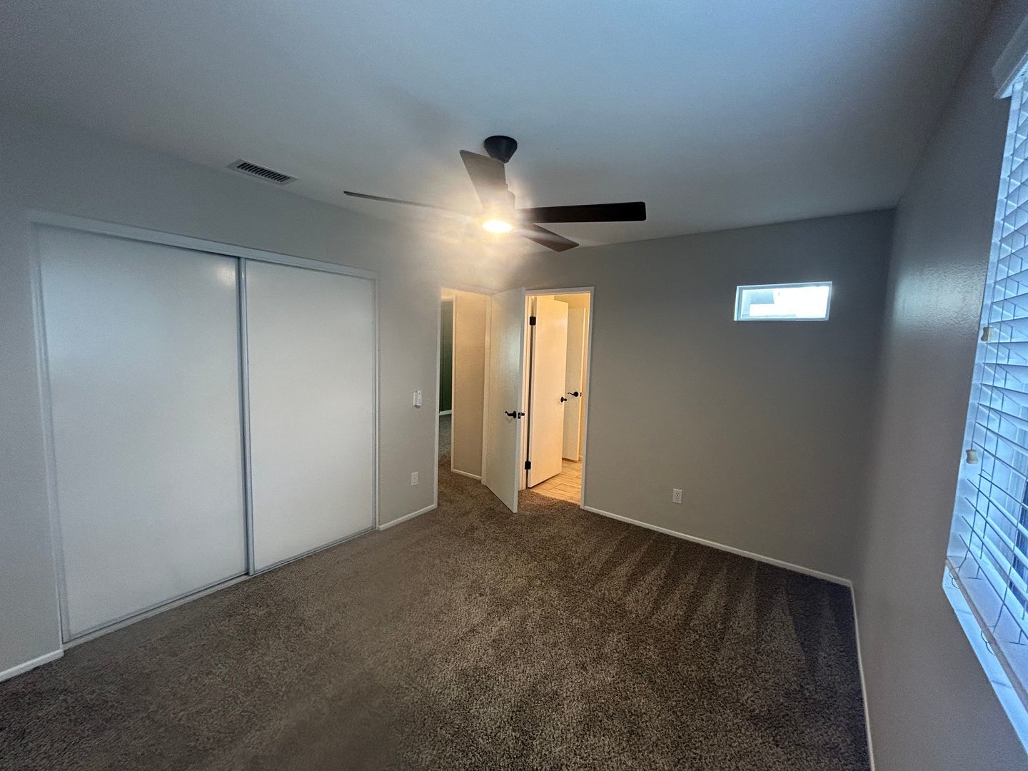 Remodeled Home for Rent in Corona – Sunroom & New Kitchen property image