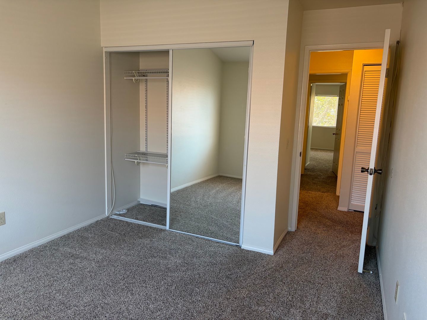 Rancho del Mar Townhomes Near the Temecula Mall and Dog Park property image
