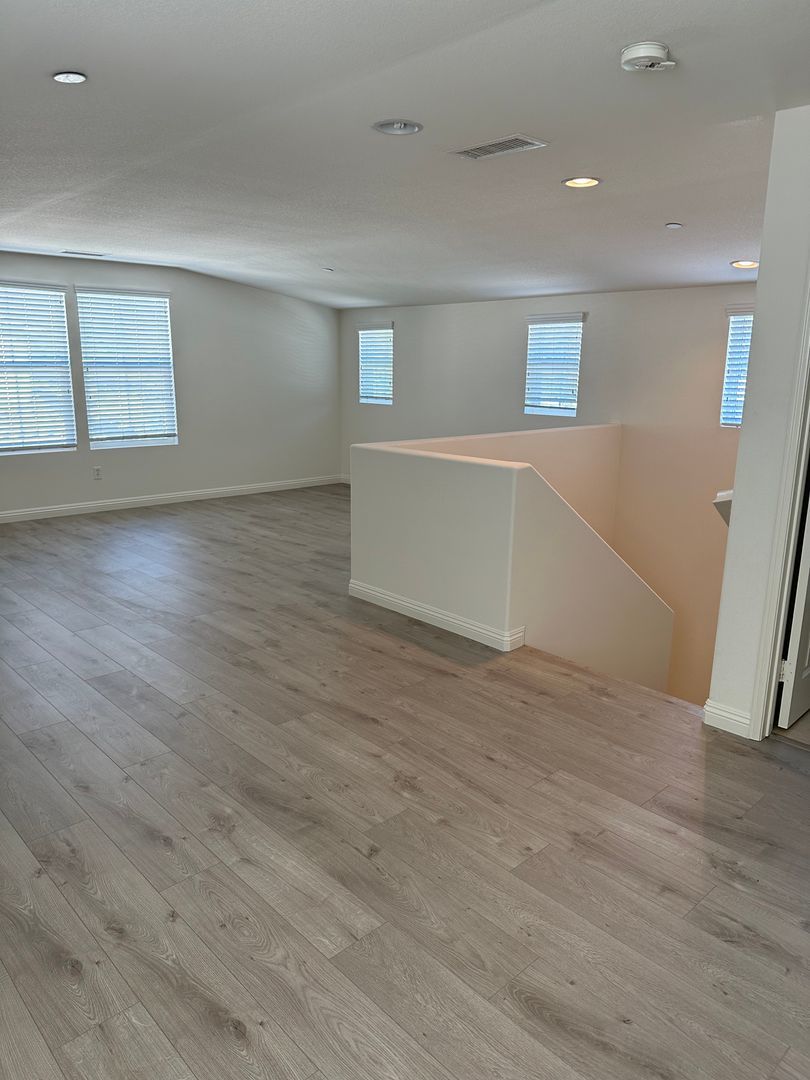 3 bed + Loft / 3.5 bath in Placentia, Orange County property image