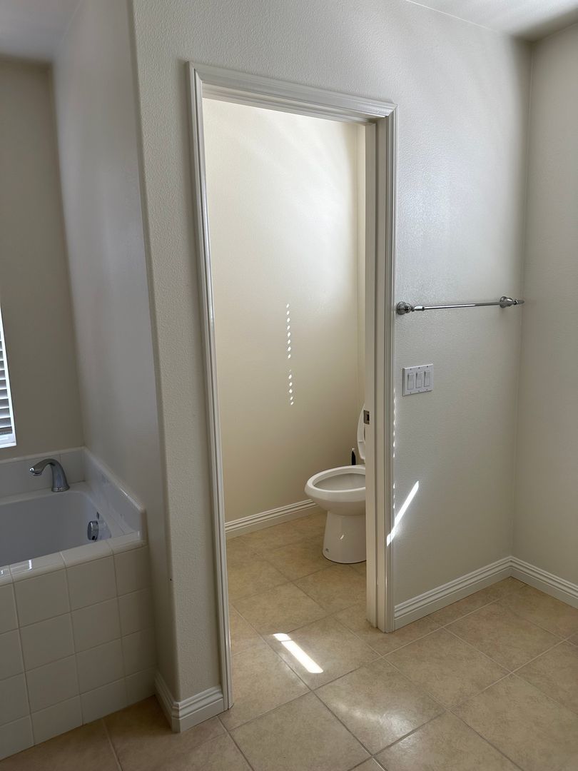 3 bed + Loft / 3.5 bath in Placentia, Orange County property image