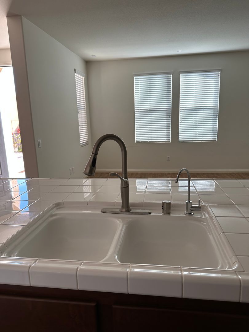 3 bed + Loft / 3.5 bath in Placentia, Orange County property image