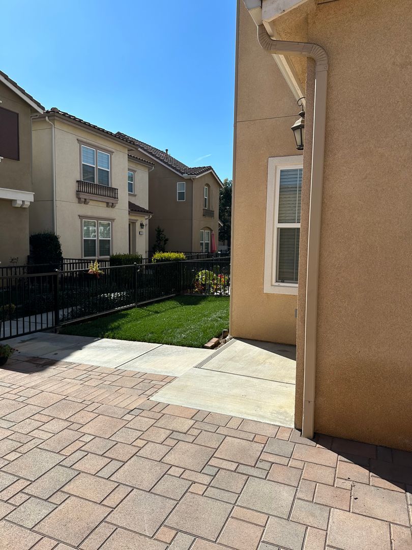 3 bed + Loft / 3.5 bath in Placentia, Orange County property image