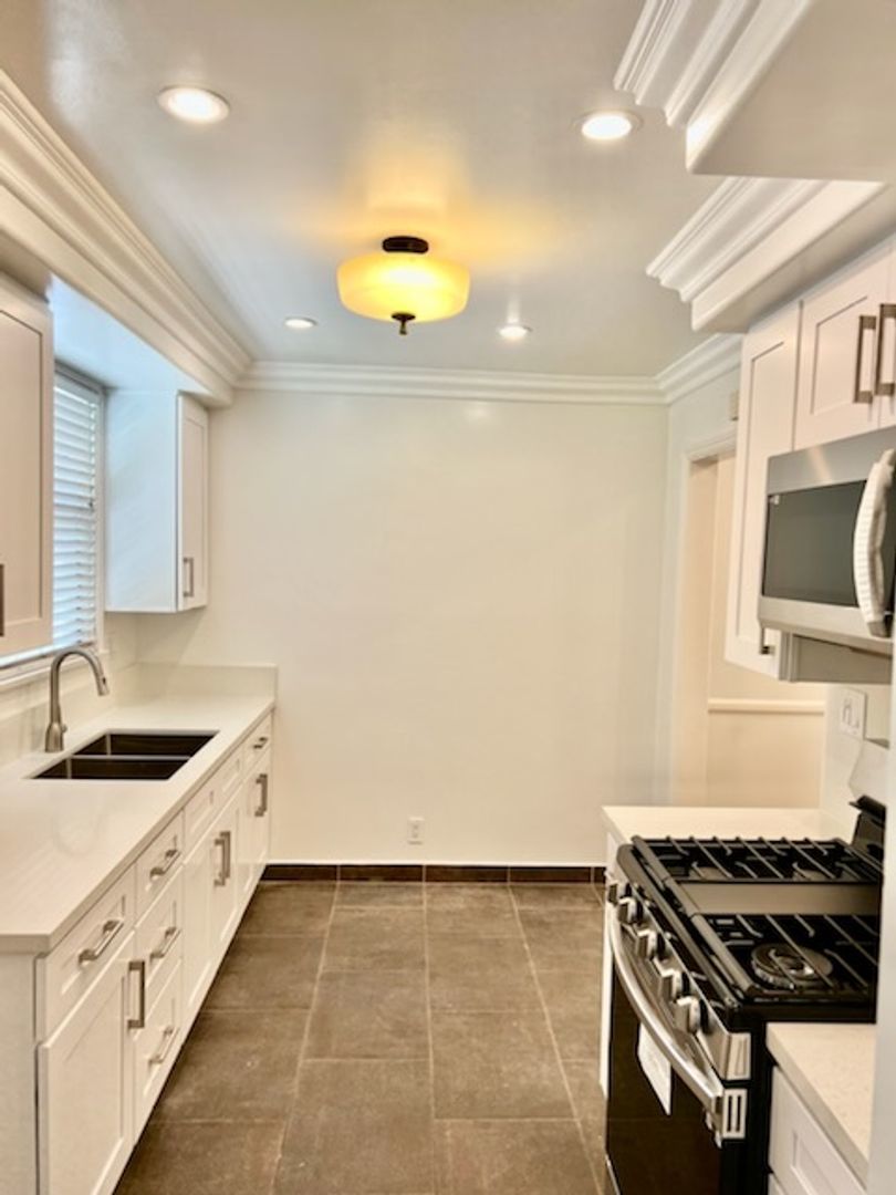 ** Updated 2 Bedroom 1 Bath House with A/C property image