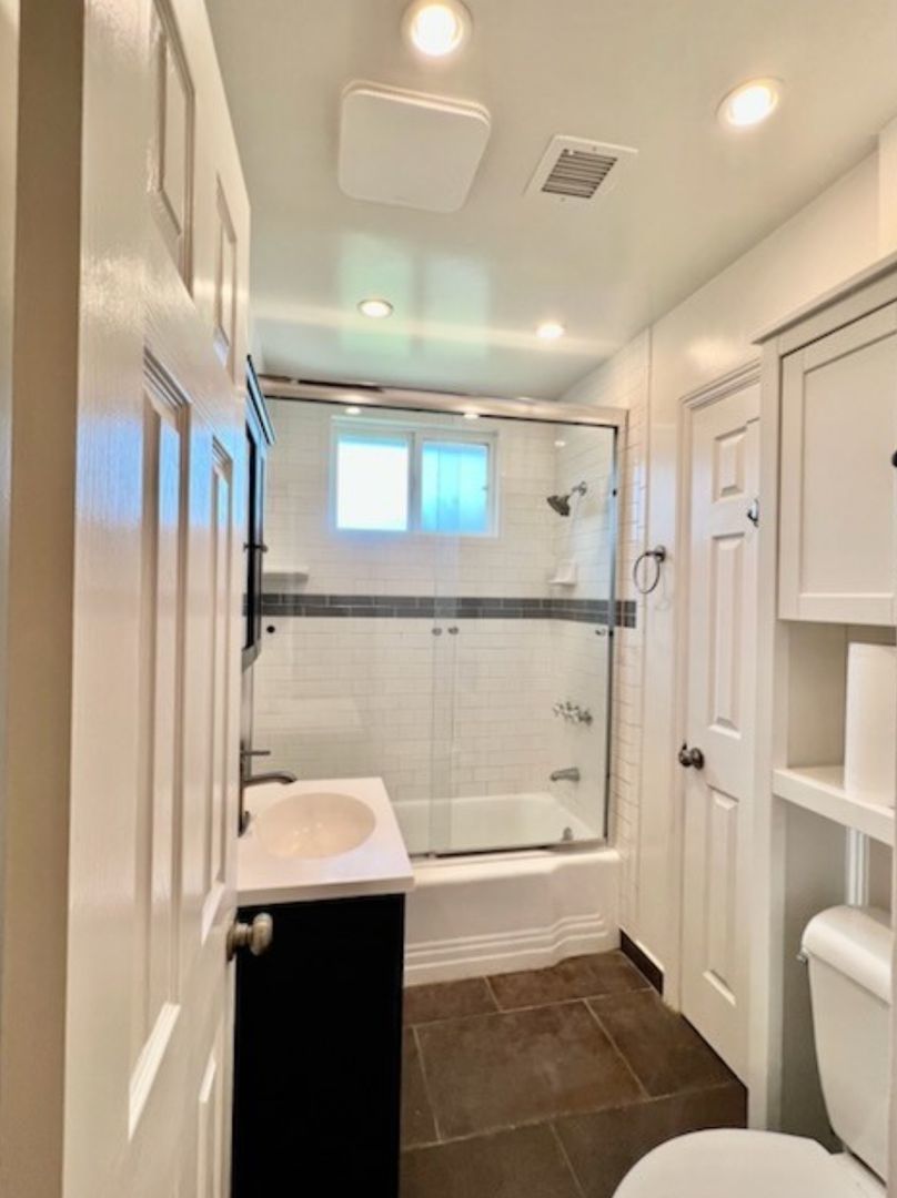 ** Updated 2 Bedroom 1 Bath House with A/C property image
