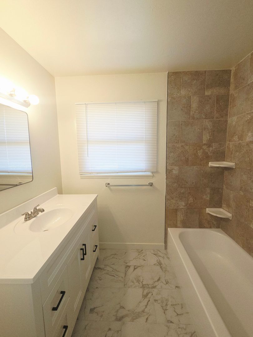Spacious 4 bed 2 Bath Home Completely Renovated property image