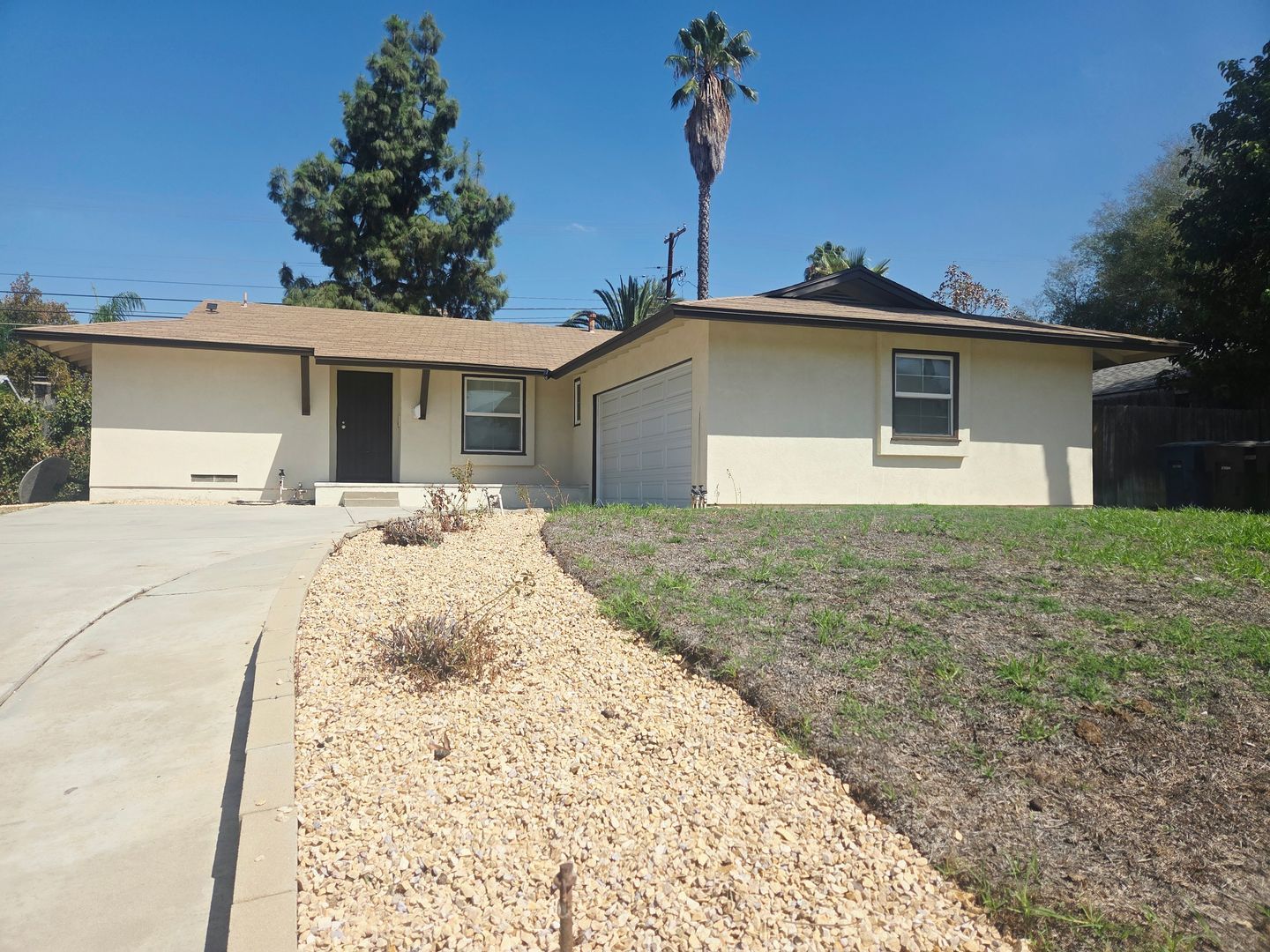 Spacious 4 bed 2 Bath Home Completely Renovated property image