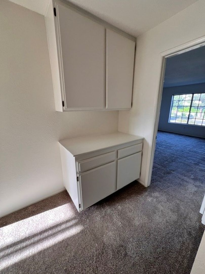1691 N. Mountain #B property image