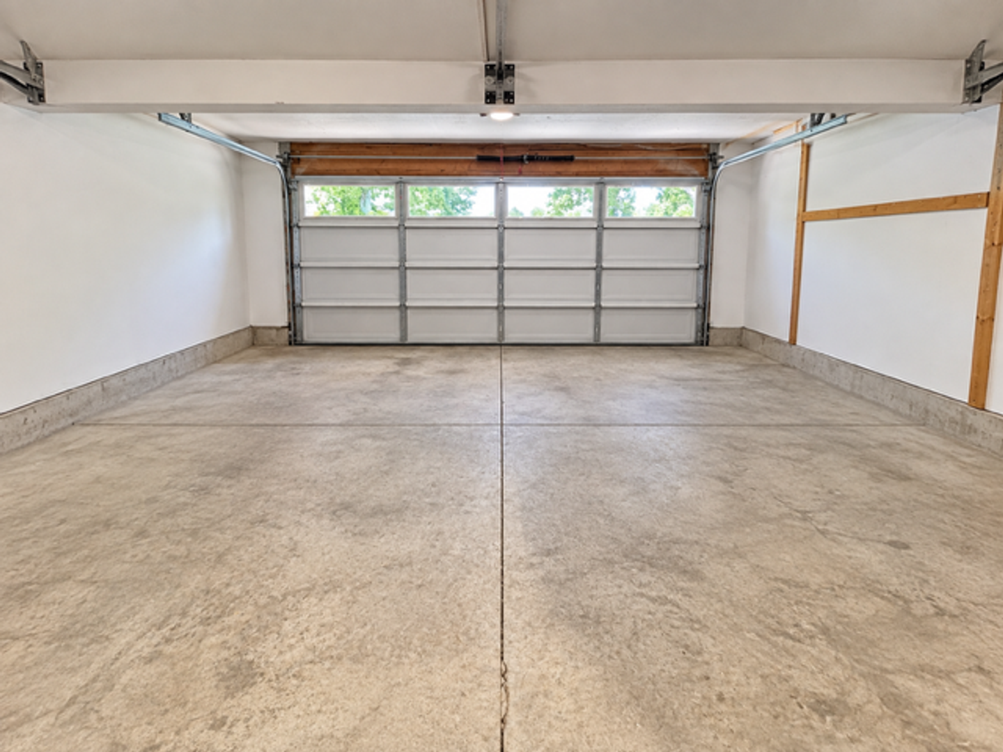 Good Location property image