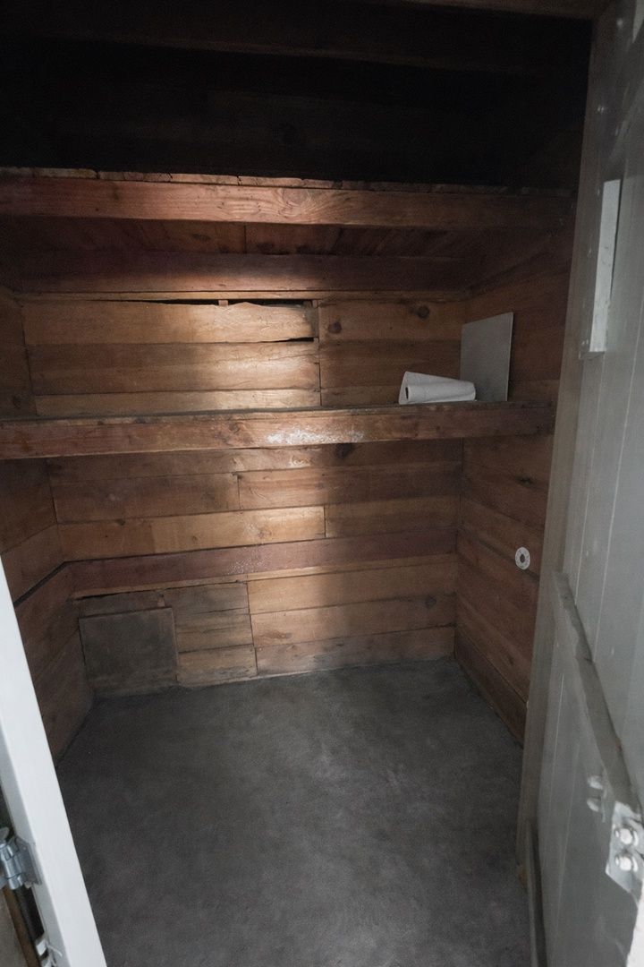 1 Bed | 1 Bath | 687 Sq Ft | Ground Level | Triplex Unit property image