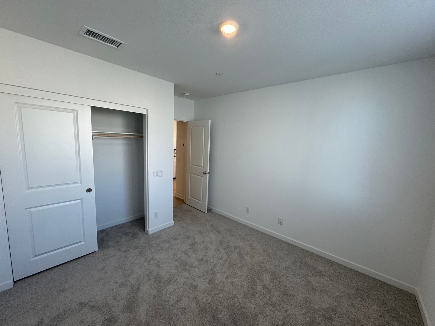 Brand New 1 bedroom, 1 bath Townhome with 2 car tandem garage for lease property image