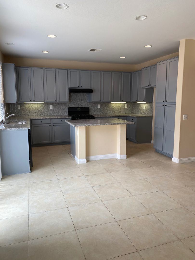 Moreno Valley Executive Home for Lease - Upgraded & Move-in Ready! property image