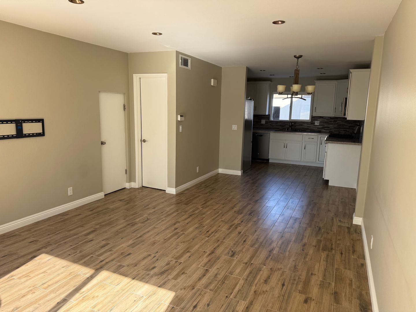 Available Now – Well-Maintained Home for Lease property image