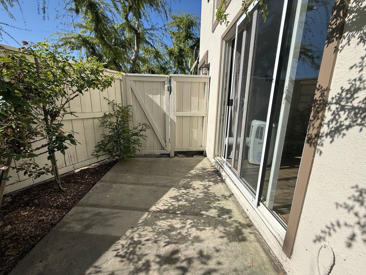 Available Now – Well-Maintained Home for Lease property image