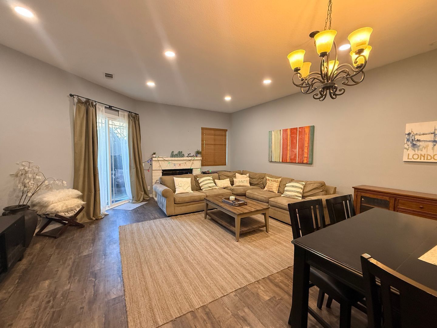 2 Bed / 2.5 Bath in the Sought After Crestline Community property image