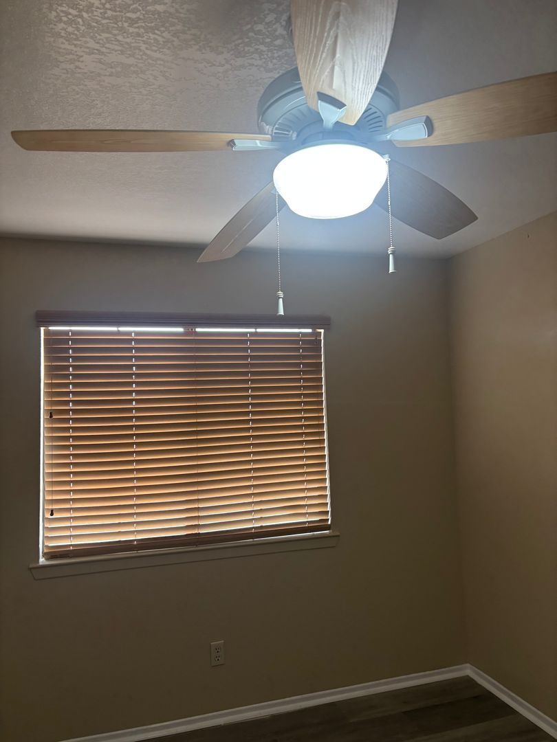 Charming 3-bedroom Move-In Special! property image