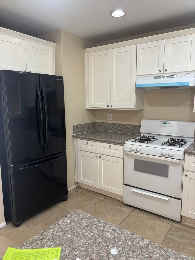 Charming 3-bedroom Move-In Special! property image