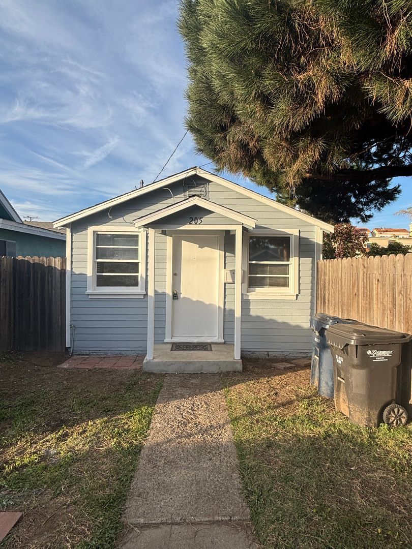 Historic Doll House near the beach! property image