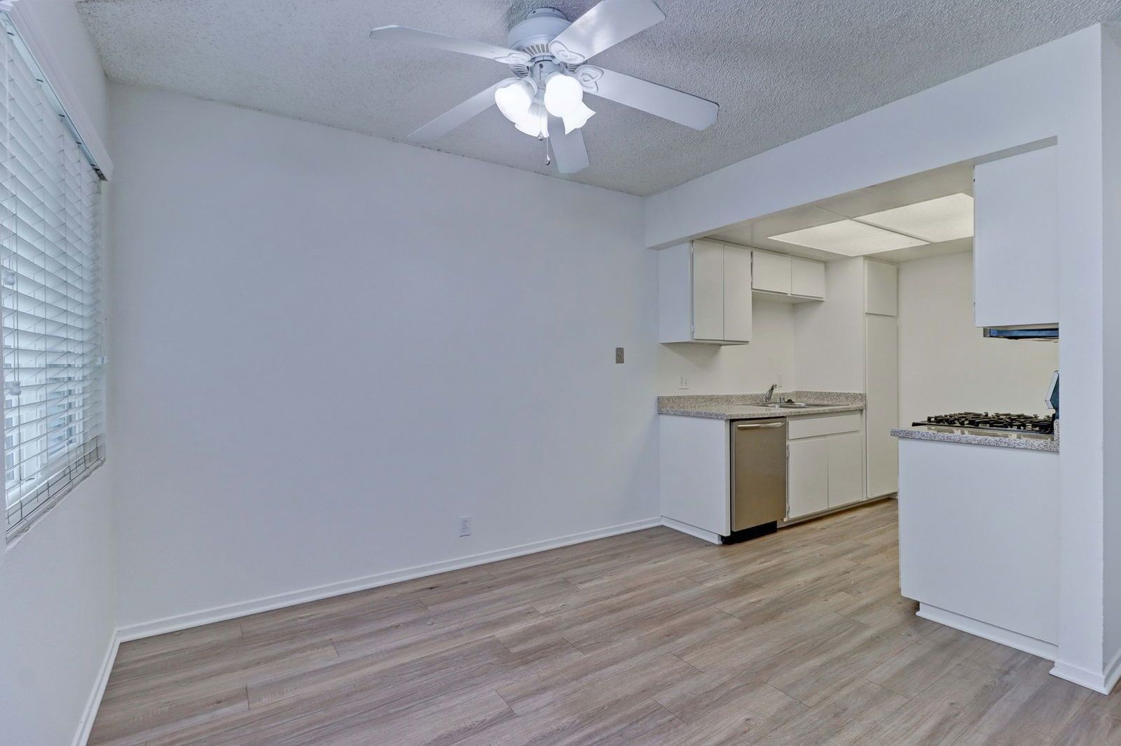 Two bedroom, 2 bath unit in San Clemente, close to Linda Lane property image