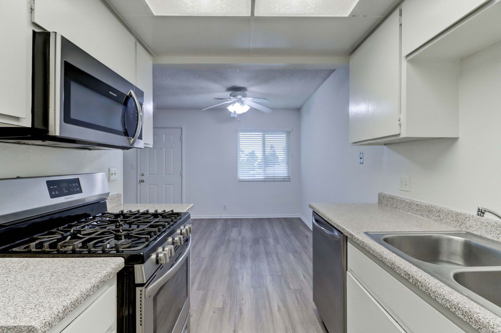 Two bedroom, 2 bath unit in San Clemente, close to Linda Lane property image