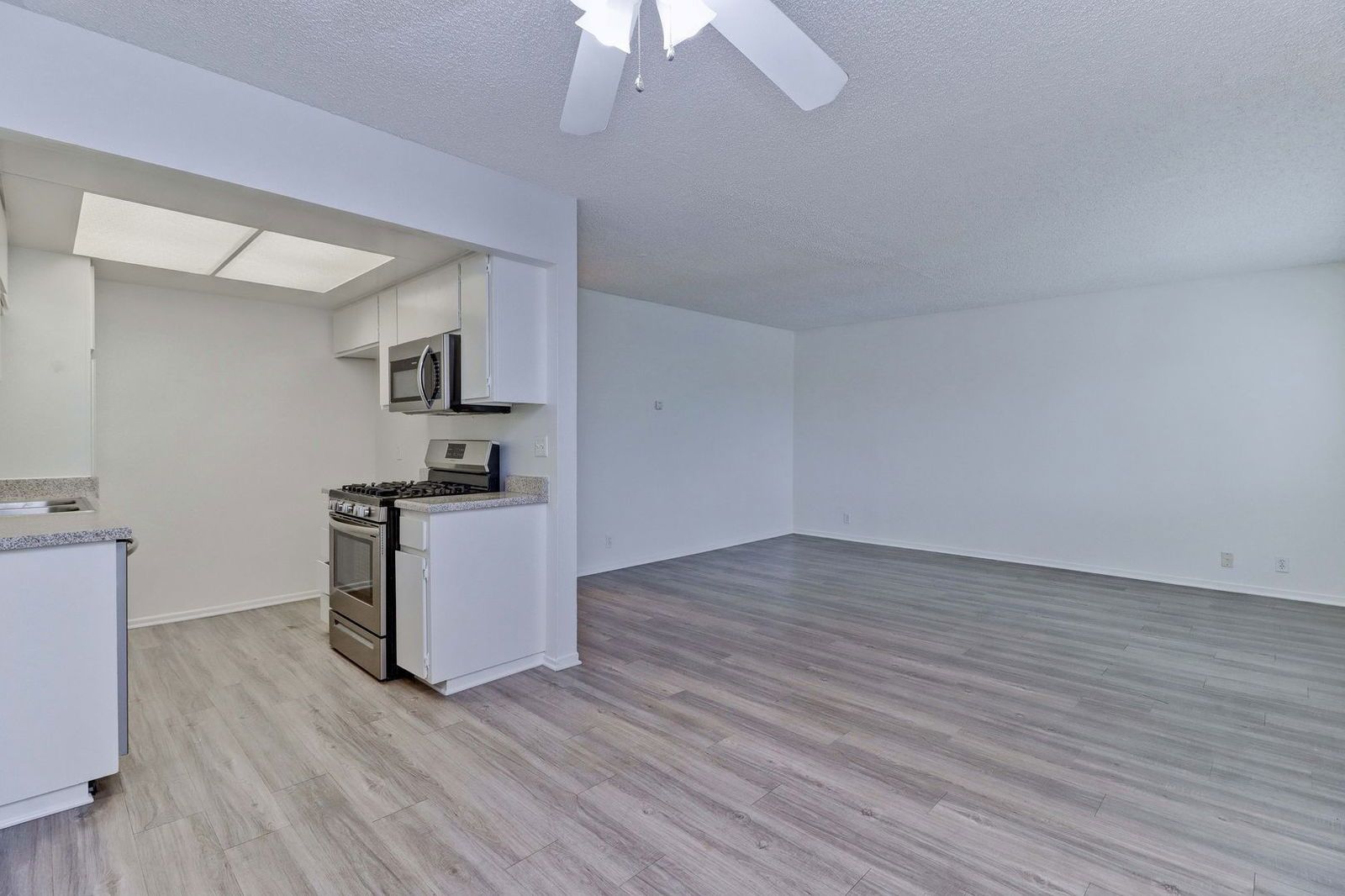 Two bedroom, 2 bath unit in San Clemente, close to Linda Lane property image