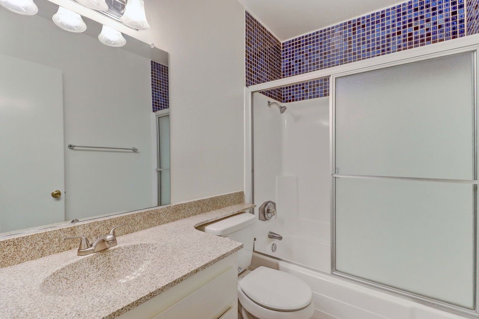 Two bedroom, 2 bath unit in San Clemente, close to Linda Lane property image