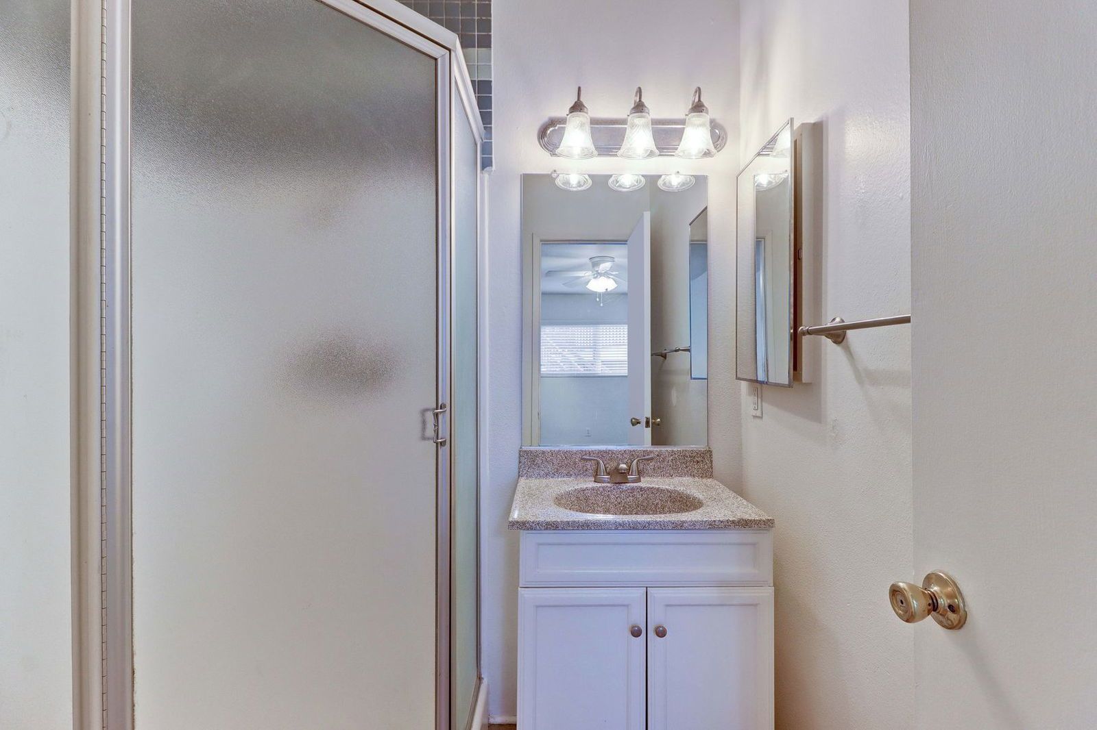 Two bedroom, 2 bath unit in San Clemente, close to Linda Lane property image