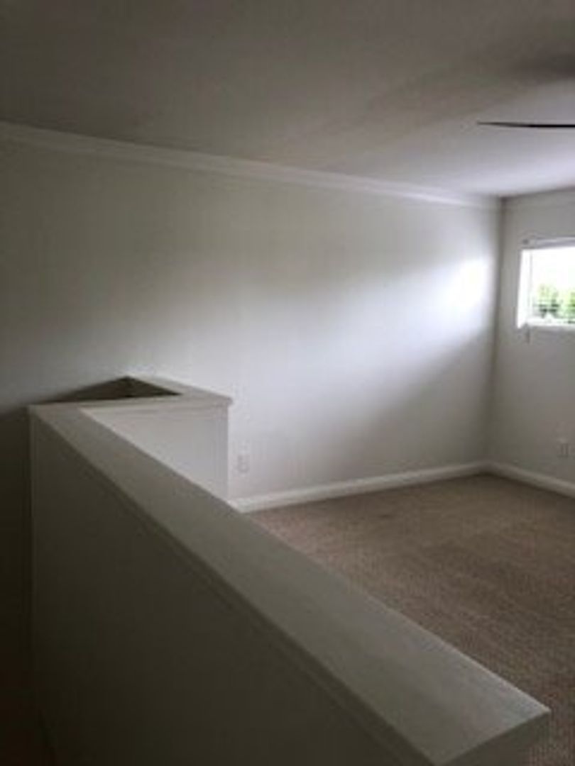 One bedroom two story townhome style apartment in Huntington Beach property image