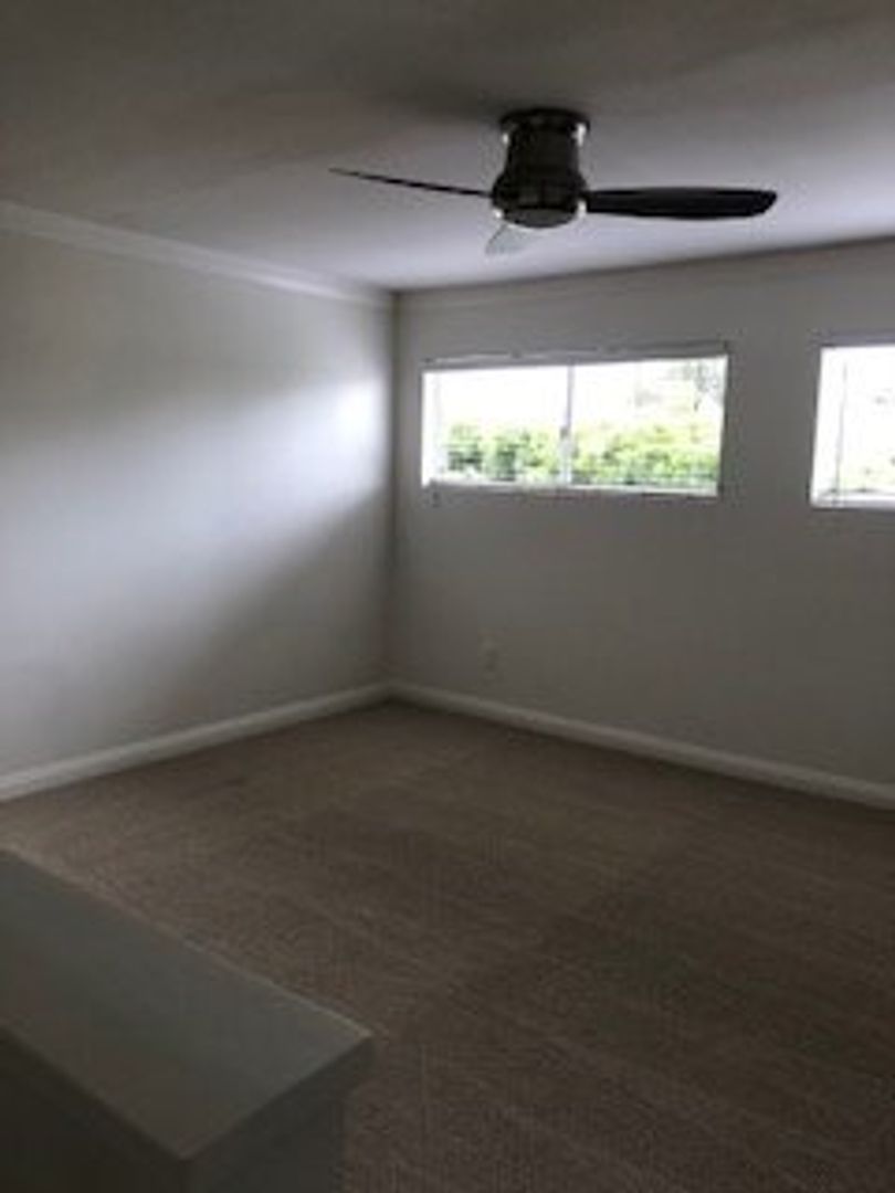 One bedroom two story townhome style apartment in Huntington Beach property image