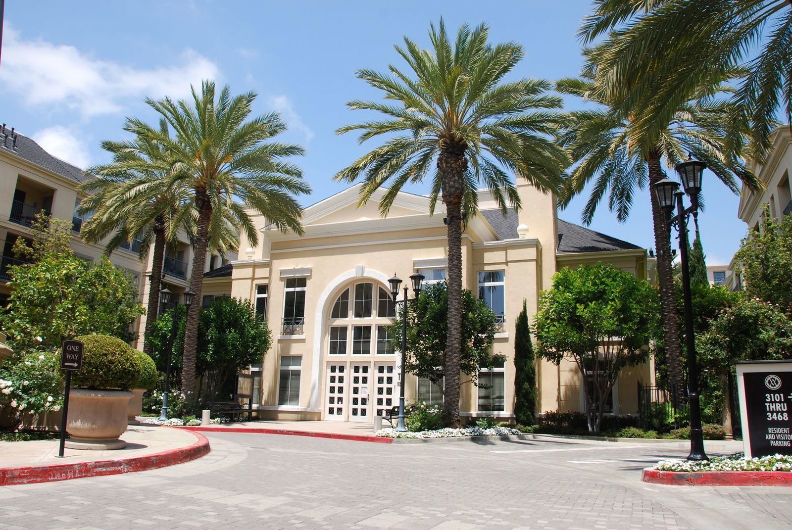 Top Floor One Bedroom Unit in Gated Community of Watermarke, Irvine property image