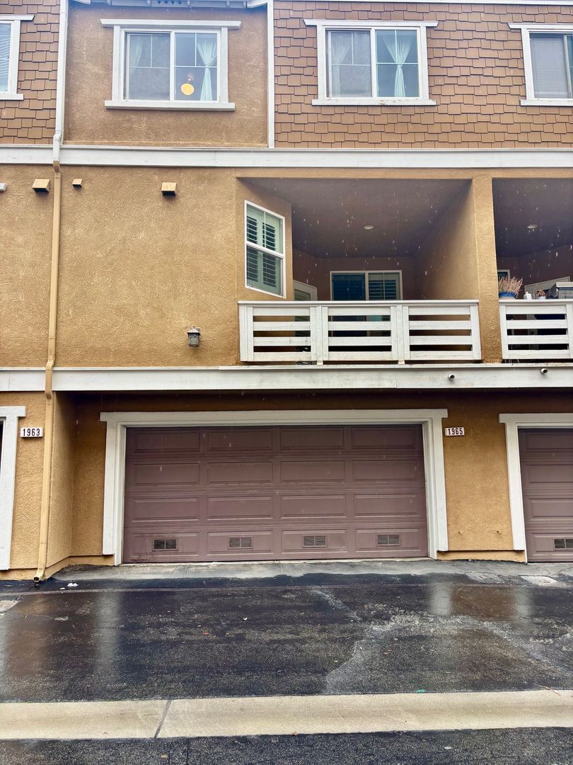 1965 Oakwood property image